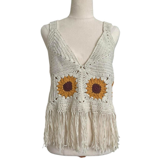 Crochet sunflower fringe top