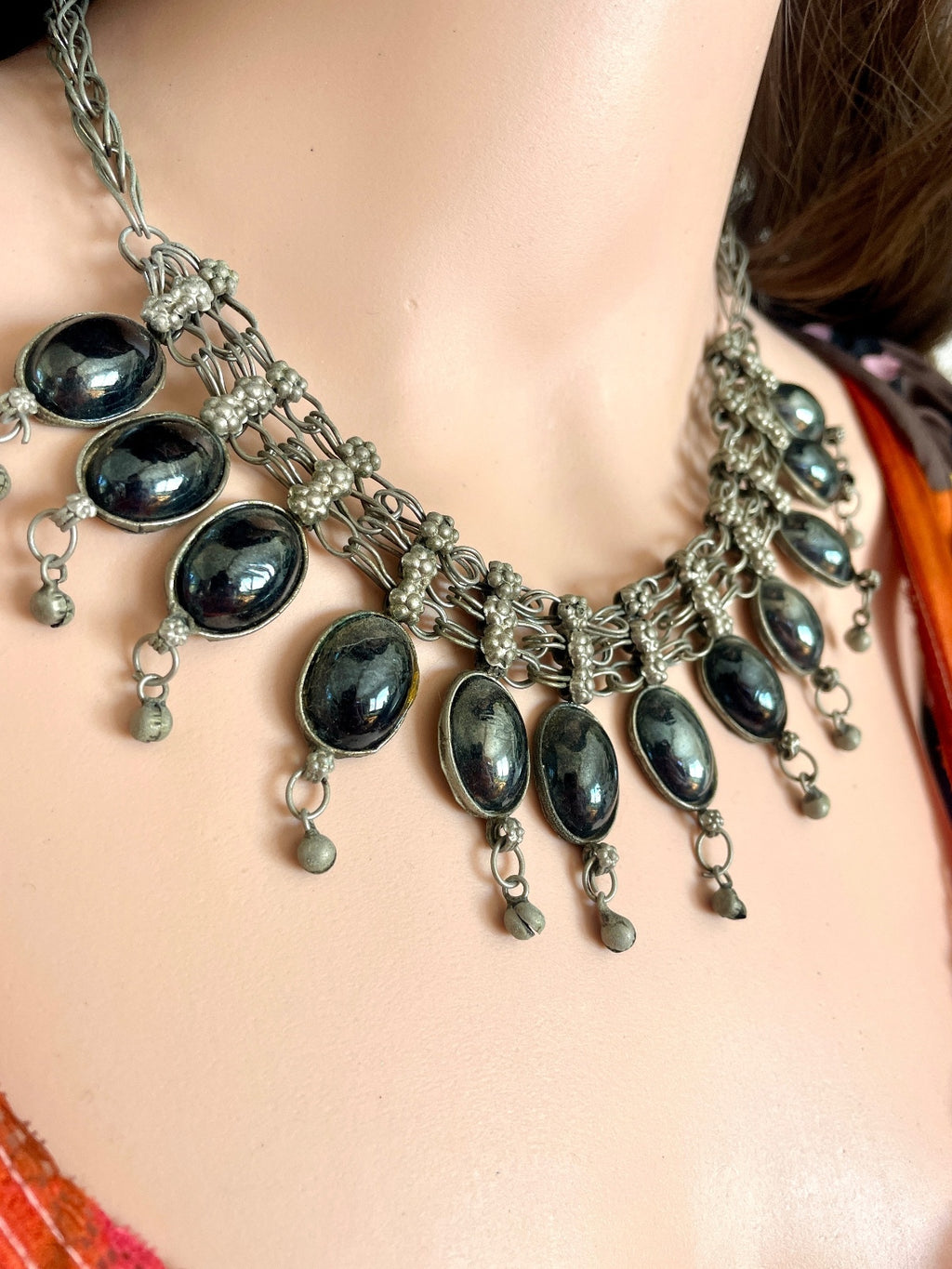 Vintage 1990s Gothic Bib Necklace – Silver Tone Hematite Look Fringe Choker