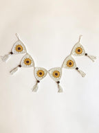 Crochet sunflower bunting - 6 flags - Natural
